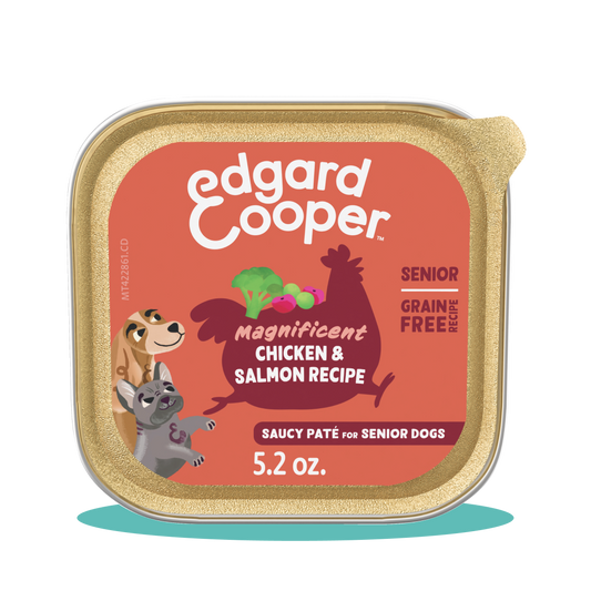 A tin of Edgard & Cooper chicken and salmon dog food